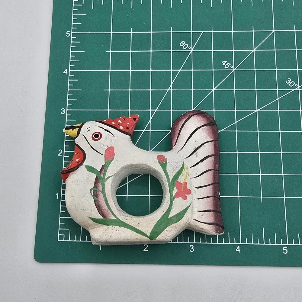 Lot Of 4 Hand Painted Artisan Folk‎ Art Chicken Bird Wooden Napkin Ring Holder